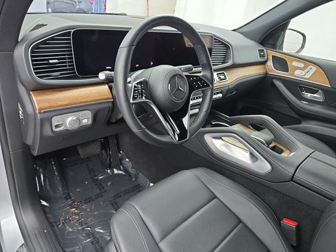 Used 2025 Mercedes-Benz GLE 450 4MATIC image 16