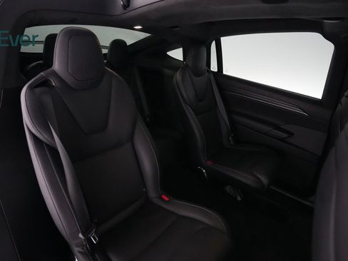 Used 2022 Tesla Model X Plaid AWD/4WD image 5