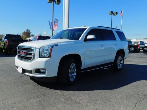 Used 2017 GMC Yukon SLT image 4