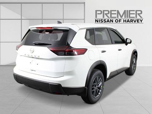 New 2026 Nissan Rogue S FWD image 5