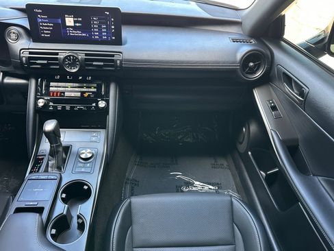 Certified 2025 Lexus IS 350 F Sport RWD image 32