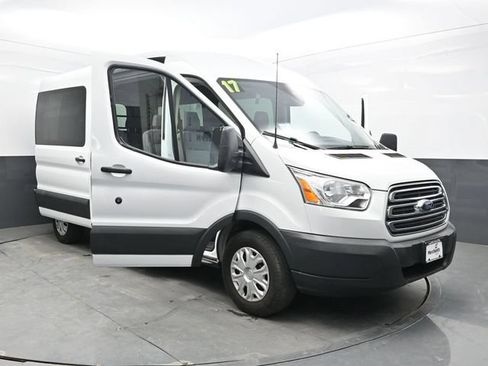 Used 2017 Ford Transit 350 XLT RWD image 28