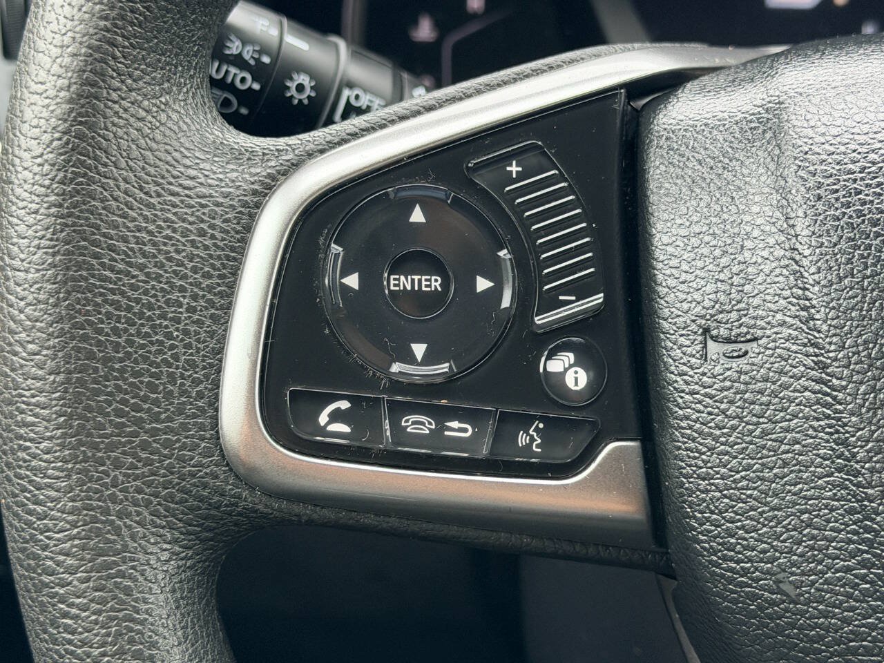 Used 2018 Honda CR-V EX image 32
