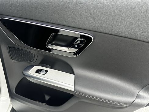 Certified 2026 Mercedes-Benz GLC 300 image 19
