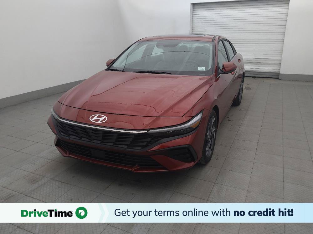 Used 2025 Hyundai Elantra Limited FWD image 1