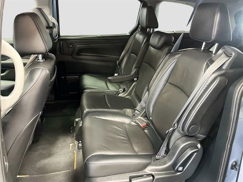 Used 2023 Honda Odyssey Touring image 25