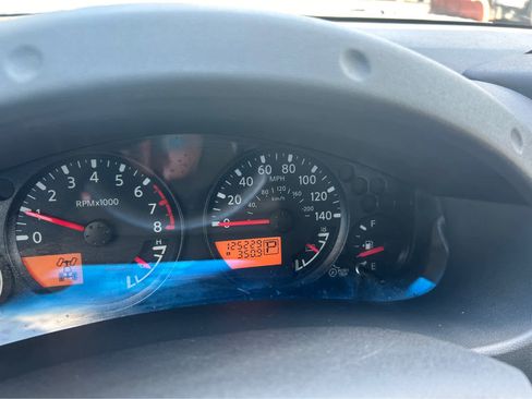 Used 2009 Suzuki Equator Sport image 7