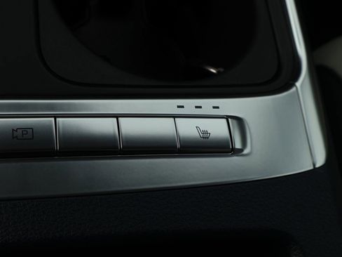 New 2026 Kia Carnival EX FWD image 39