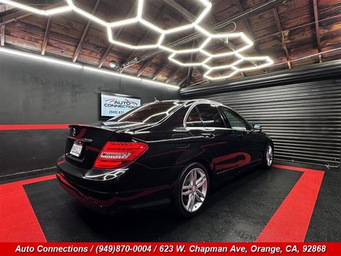 Used 2014 Mercedes-Benz C 250 Sedan image 3