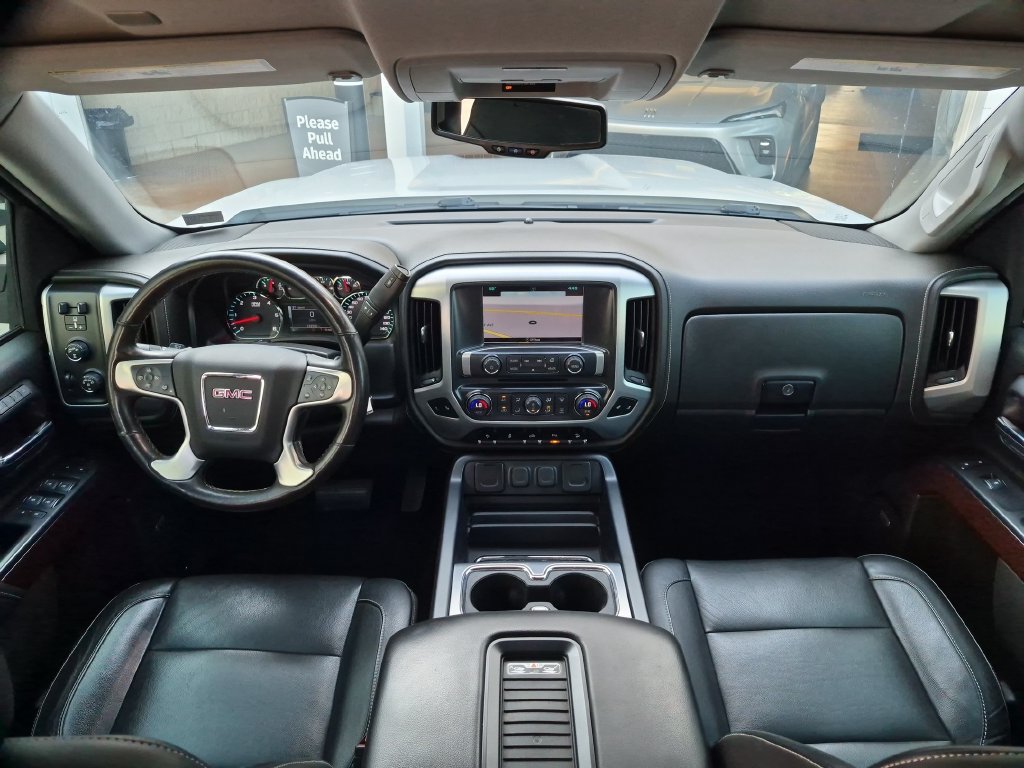 Used 2018 GMC Sierra 1500 SLT w/ SLT Premium Package AWD/4WD image 9