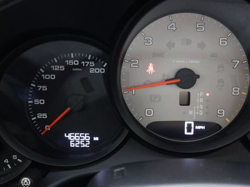 Used 2013 Porsche 911 Carrera 4S AWD/4WD image 11