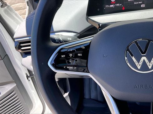 Certified 2023 Volkswagen ID.4 Pro RWD image 17