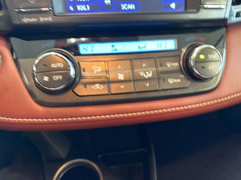 Used 2013 Toyota RAV4 Limited image 25