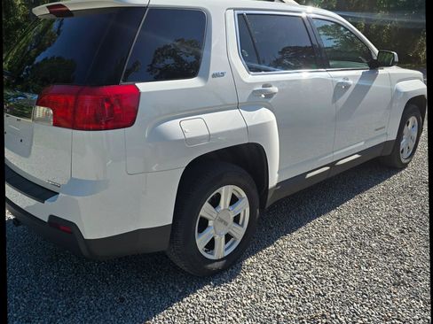Used 2015 GMC Terrain SLT w/ Open Road Package AWD/4WD image 9