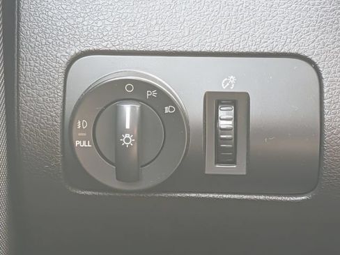 Used 2009 Ford Mustang Shelby GT500 RWD image 24
