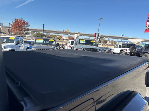 Used 2020 Jeep Gladiator Rubicon image 54