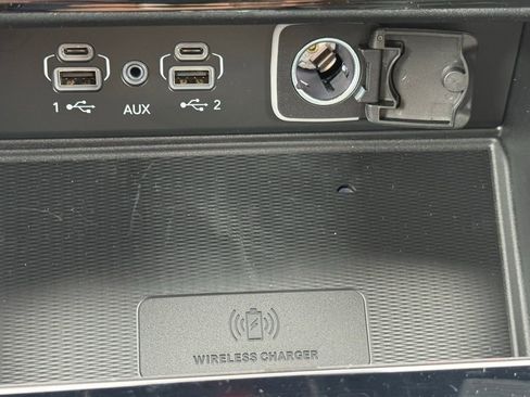 New 2025 Jeep Grand Cherokee L Altitude image 24