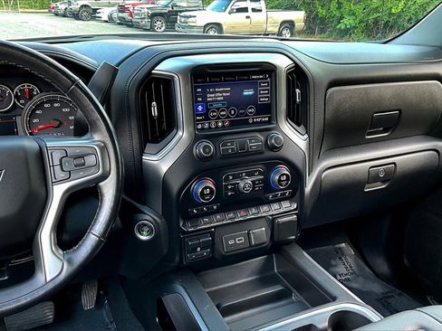 Certified 2020 Chevrolet Silverado 1500 LTZ w/ LTZ Plus Package image 10