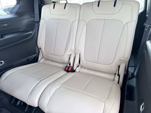New 2026 Jeep Grand Cherokee L Limited w/ Luxury Tech Group II RWD image 8