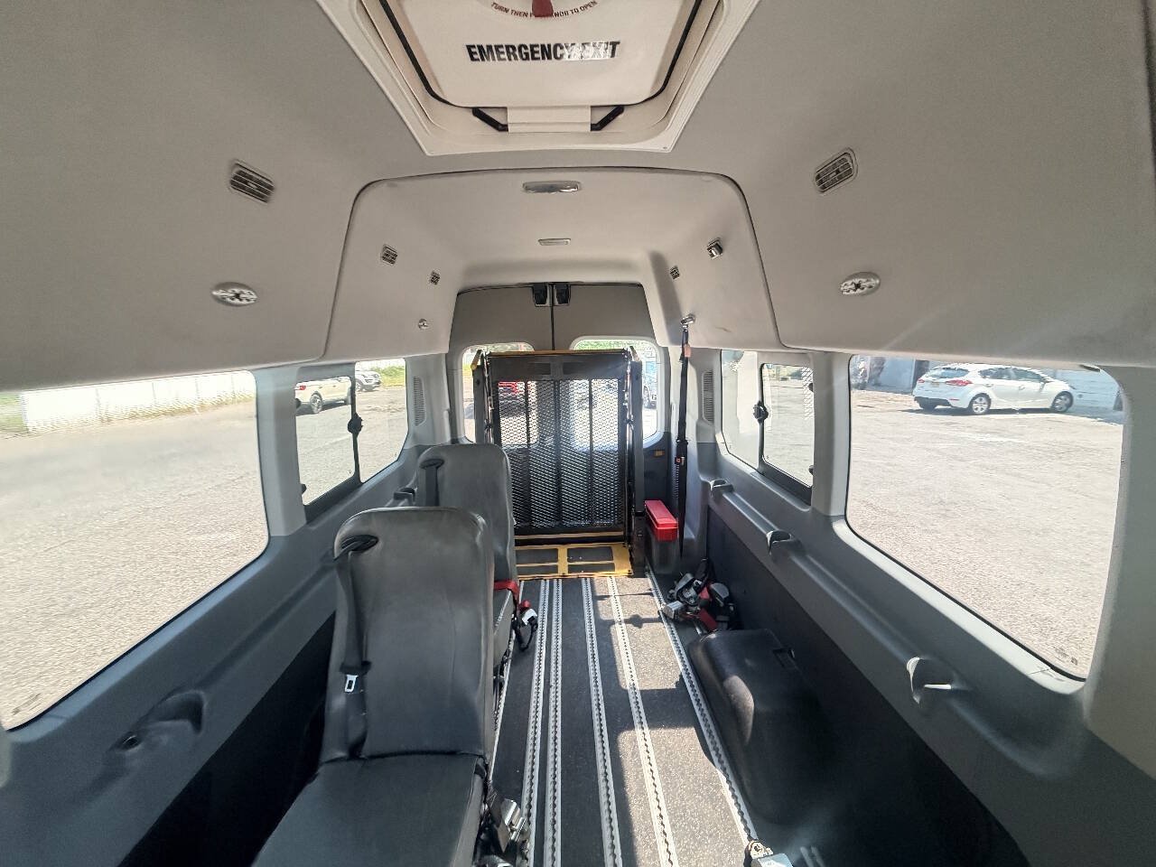 Used 2016 Ford Transit 350 XL RWD image 13