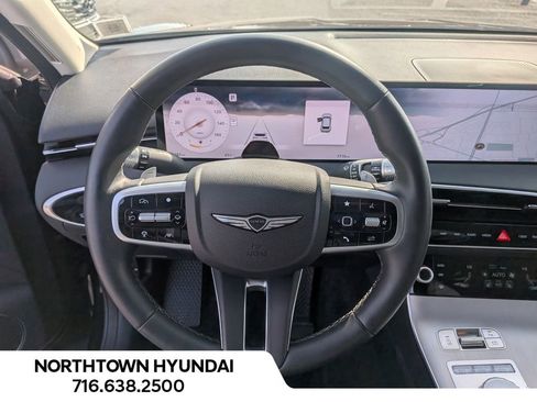 Used 2026 Genesis GV70 2.5T Select AWD/4WD image 7