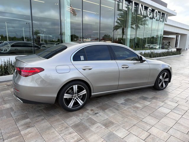 Used 2024 Mercedes-Benz C 300 Sedan image 2