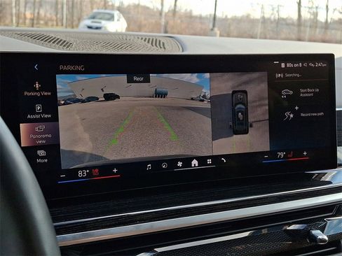 Certified 2024 BMW X7 xDrive40i w/ Executive Package image 4