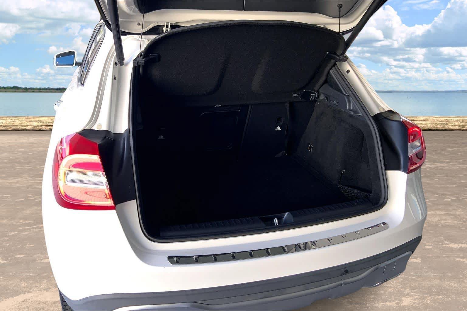 Used 2019 Mercedes-Benz GLA 250 4MATIC image 18