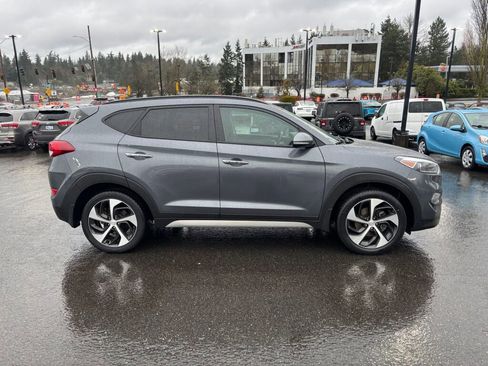 Used 2018 Hyundai Tucson Limited w/ Ultimate Package 02 image 4