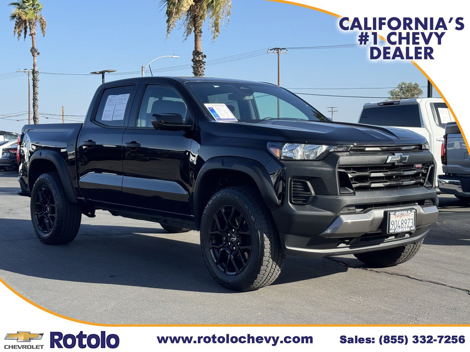 Used 2024 Chevrolet Colorado Trail Boss w/ LPO, Dark Essentials Package AWD/4WD image 1