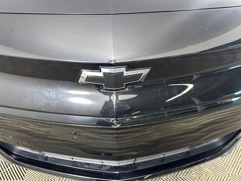 Used 2023 Chevrolet Bolt EUV Premier w/ Sun & Sound Package image 9