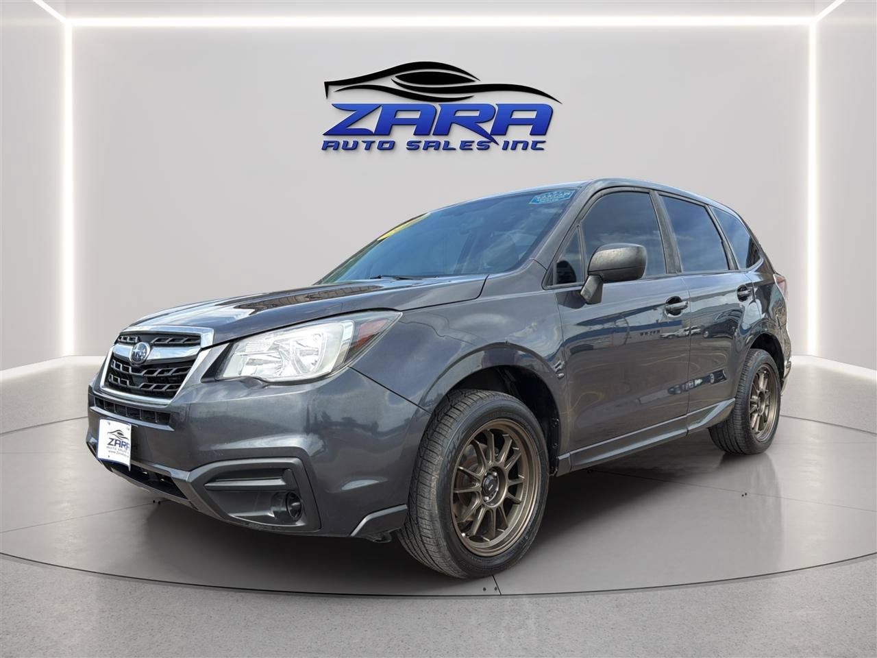 Used 2017 Subaru Forester 2.5i AWD/4WD image 3