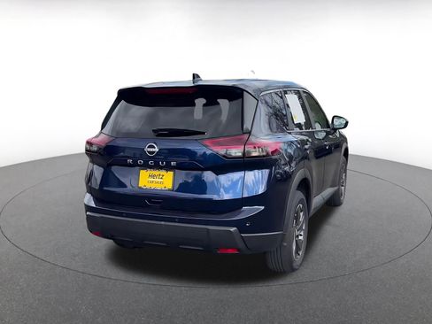 Used 2025 Nissan Rogue SV FWD image 15