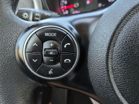 Used 2022 Kia Soul LX w/ Technology Package FWD image 22