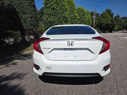 Used 2018 Honda Civic LX image 4