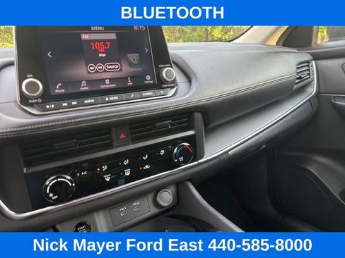 Used 2024 Nissan Rogue S FWD image 27