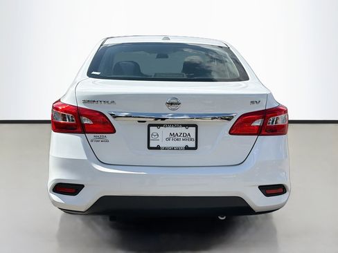 Used 2019 Nissan Sentra SV image 4