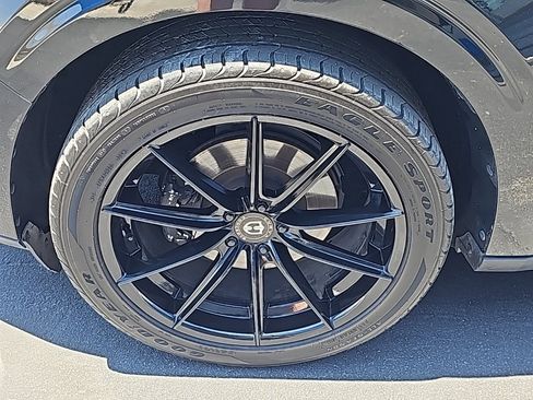 Used 2023 Ford Maverick Lariat w/ Lariat Luxury Package image 9