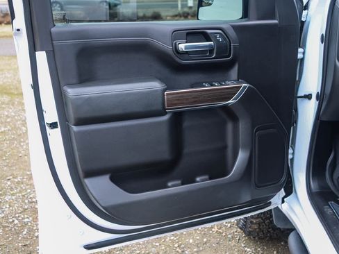 Used 2019 Chevrolet Silverado 1500 LT w/ All-Star Edition image 19