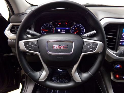 Used 2023 GMC Acadia SLT image 24