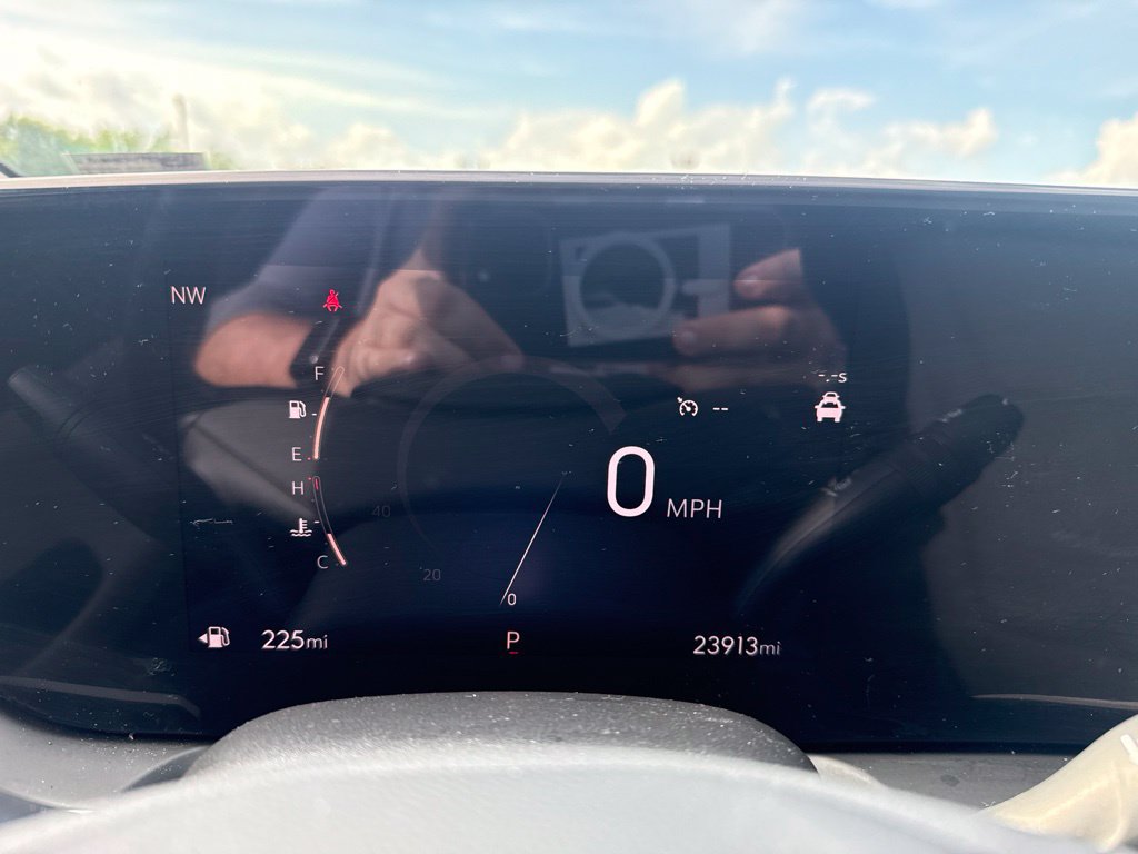 Used 2024 Buick Encore GX Avenir AWD/4WD image 20