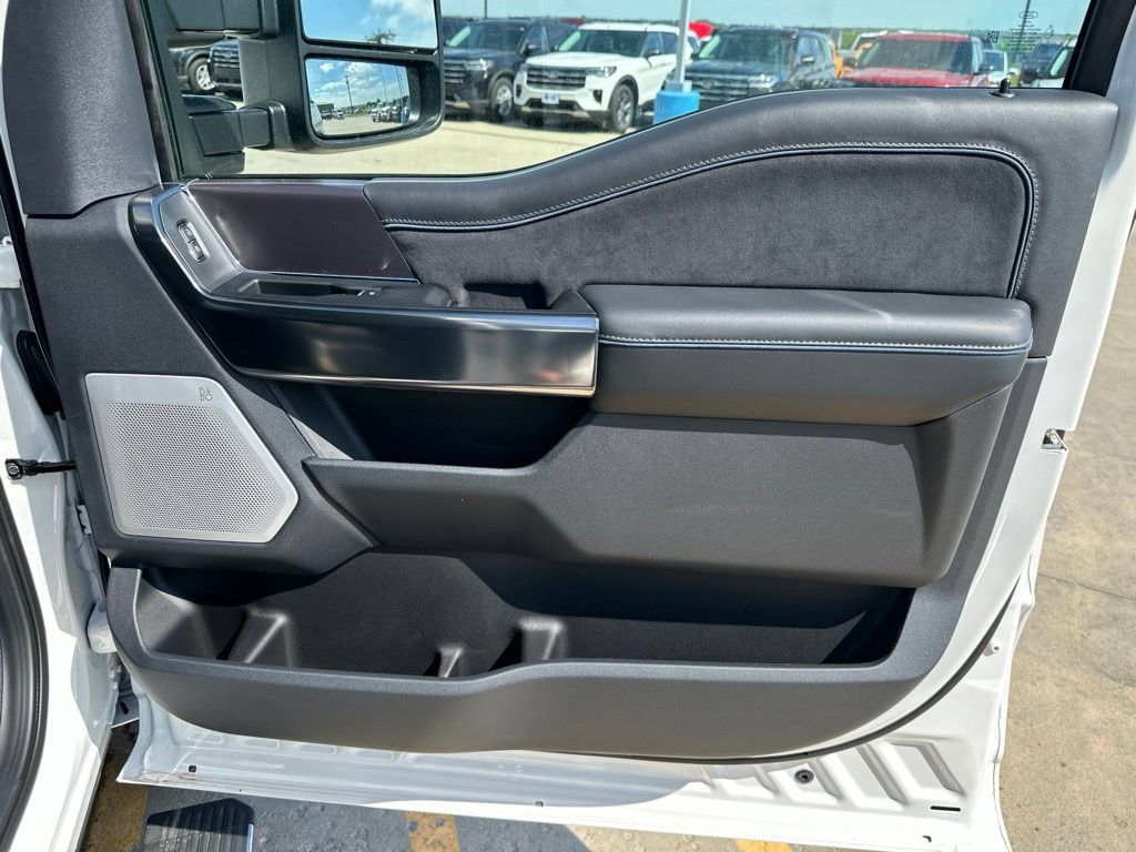 New 2026 Ford F250 Platinum AWD/4WD image 29