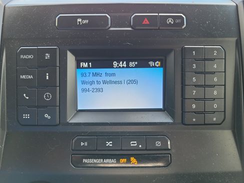 Used 2019 Ford F150 XL w/ Equipment Group 101A Mid AWD/4WD image 9