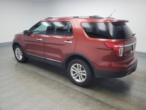 Used 2014 Ford Explorer XLT image 3