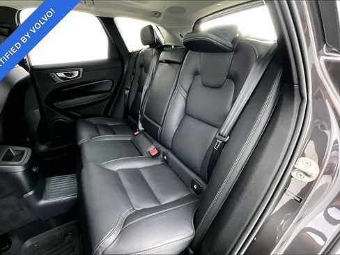 Certified 2023 Volvo XC60 T8 Ultimate w/ Climate Package AWD/4WD image 28