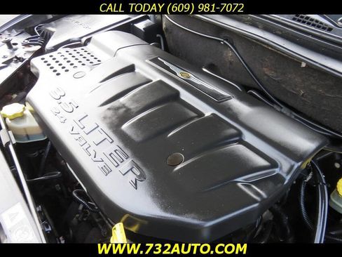 Used 2004 Chrysler Pacifica 2WD w/ Smokers Group image 17