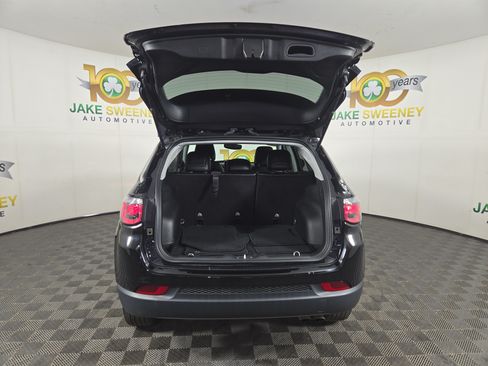 Certified 2022 Jeep Compass Limited AWD/4WD image 33