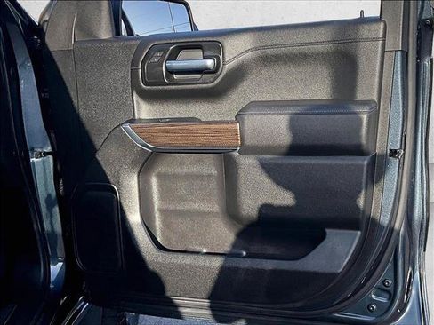 Certified 2021 Chevrolet Silverado 1500 RST RWD image 19