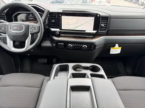 New 2026 GMC Sierra 1500 Elevation w/ X31 Off-Road Package AWD/4WD image 9