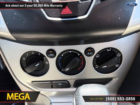 Used 2013 Ford Focus SE FWD image 32